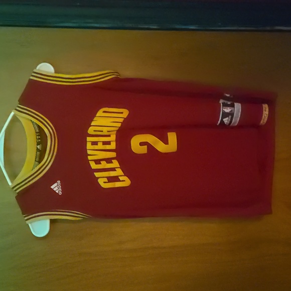 Cleveland Cavaliers Kyrie Irving Youth Jersey - Picture 1 of 2